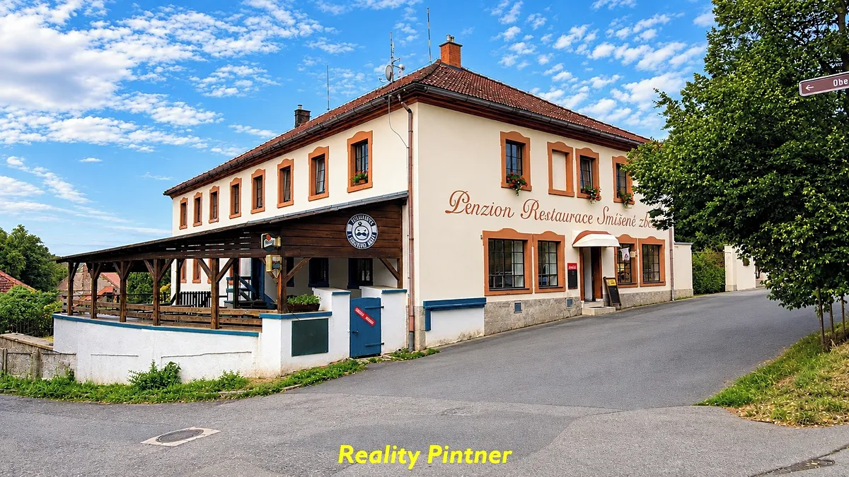 Prodej vícegeneračního domu 604 m², pozemek 4793 m²